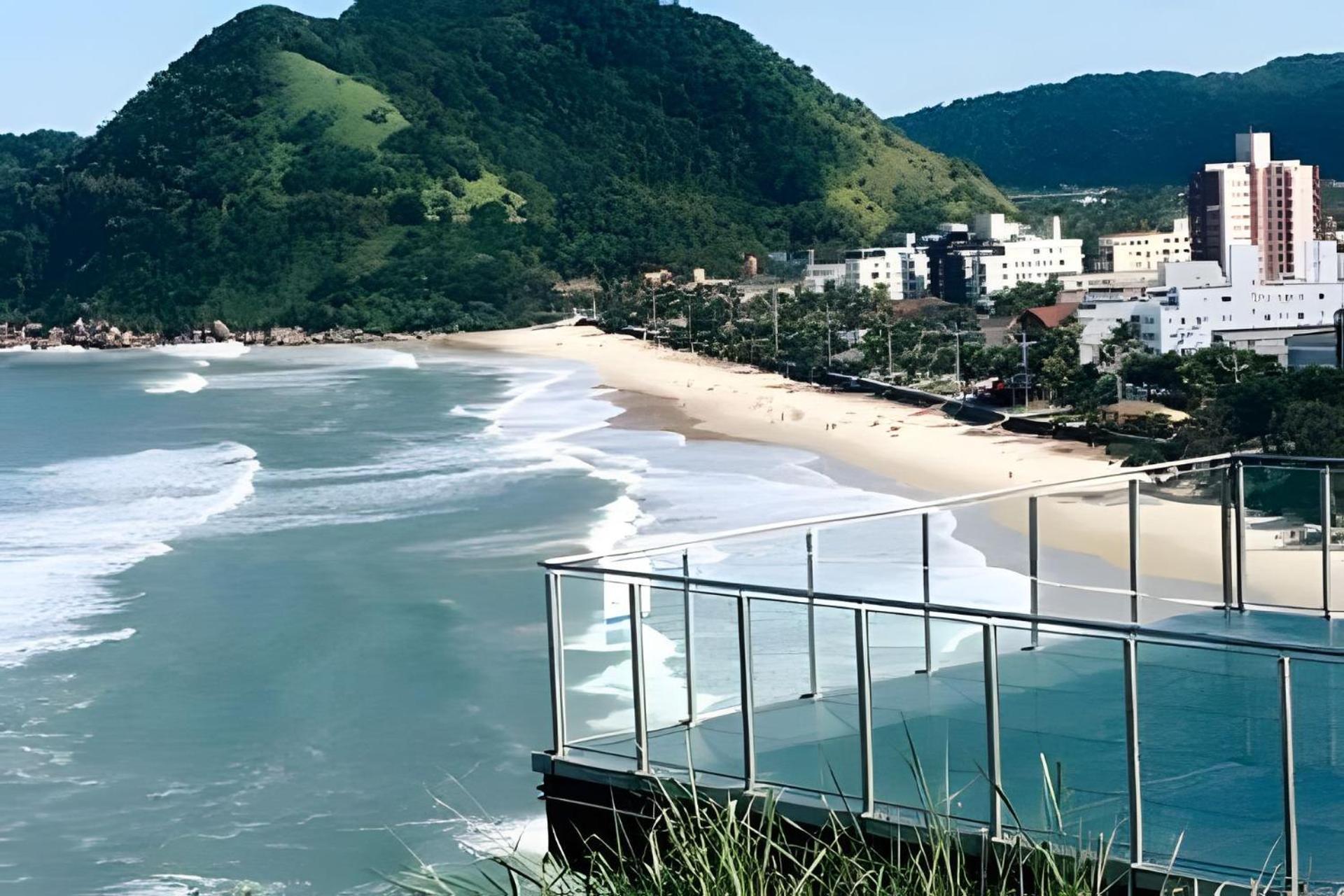 25C - Pe Na Areia Da Praia Do Tombo + Roupas De Cama + Vivo Fibra 瓜鲁雅 外观 照片